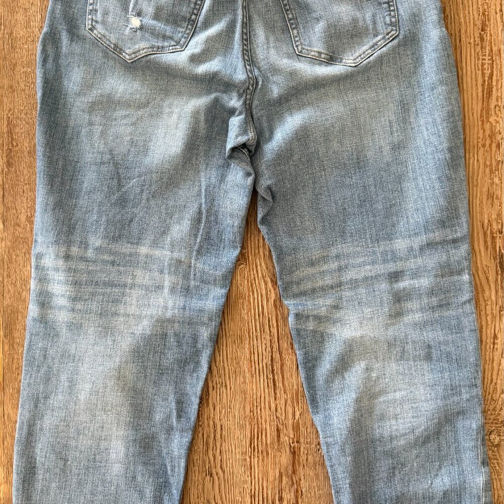 Studio Blue Distressed Cropped Jeans Size 31 Light Wash Stretch - Picture 2 of 5